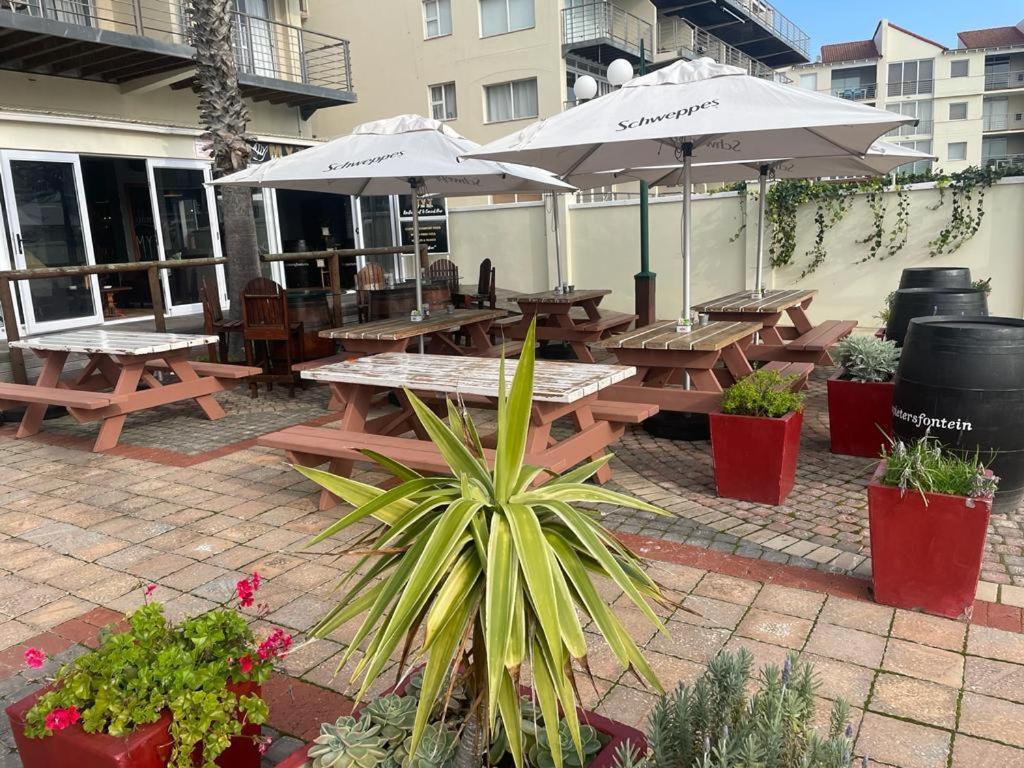 Ships Bell 17B Apartment St Francis Bay Exterior photo